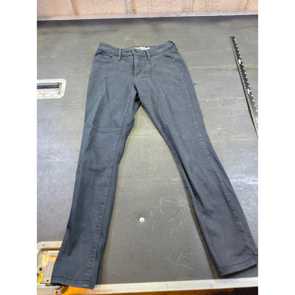 Universal Thread Mid Rise Curvy Skinny Jeans Black Denim Y2K  Size 4/27R